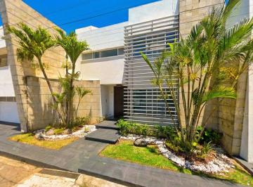 Casa de 5 habitaciones, Boca del Río · Propiedad en Costa de Oro: Seguridad, Ubicación y Plusvalía Garantizada