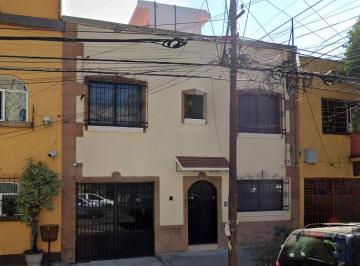 Casa de 3 habitaciones, Cuauhtémoc · Zamora 142: El Privilegio de Vivir en La Calle Más Exclusiva de La Condesa