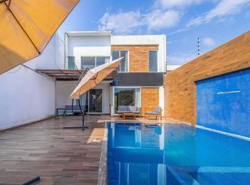 Casa de 4 habitaciones, Emiliano Zapata · Casa Moderna en Venta, a Unas Cuadras del Club Burgos