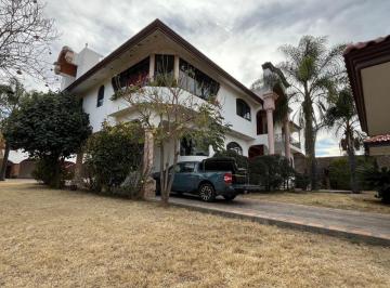Casa de 5 habitaciones, León · Casa en Venta, Terreno de 2000 m², 5 Habitaciones, Cumbres del Campestre Frente Al Tec