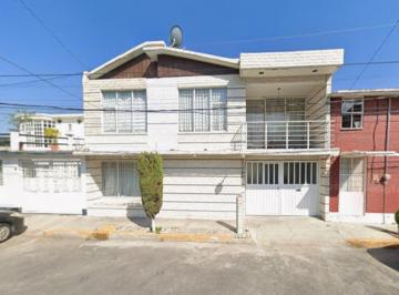 Casa de 3 habitaciones, Gustavo A. Madero · Casa en Remate - Gustavo A. Madero - San Juan de Aragon III Secc