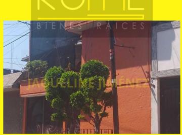 Casa de 4 habitaciones, Nezahualcóyotl · Venta de Casa en Calle Nezahualcóyotl Calle Álamos Excelente Ubicación Majai40ad