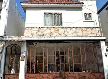 Casa · 200m² · 3 Recámaras · 2 Estacionamientos - Inmobiliaria Cacheiro · Casa de 112 m² con 3 Recámaras en Venta en Cima de Las Cumbres