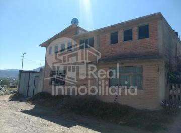 Casa · 250m² · 8 Recámaras · 2 Estacionamientos · Casa en Barrio El Palomo
