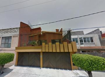 Casa de 3 habitaciones, Azcapotzalco · Casa en Venta en Nueva Santa María