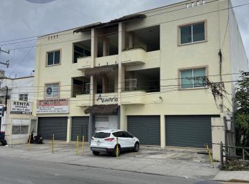 Oficina · 27m² · Renta de Ofocina en Playa del Carmen Sobre Av Constituyetes 27 m²