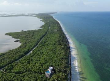 Terreno / Lote · Terreno en Las Playas de Tulum