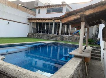 Casa de 4 habitaciones, Temixco · Preciosa Casa Impecable Vigilancia con Acceso Controlado 450 m² Alberca Video Vigilancia