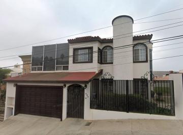 Casa de 5 habitaciones, Ensenada · Se Vende Casa Enbaja California, Ensenada, Moderna Oeste.
