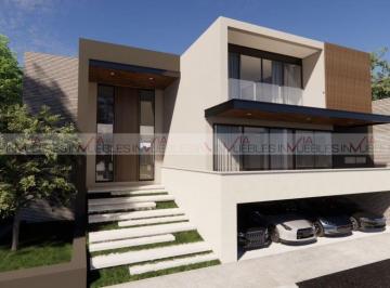 Casa · 510m² · 5 Recámaras · 3 Estacionamientos · Casa en Venta en Monterrey
