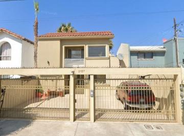 Casa de 4 habitaciones, Tijuana · Se Vende Casa en Baja California, Costa de Oro, Playas de Tijuana.