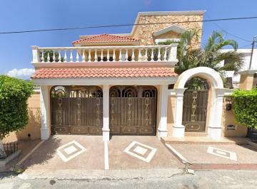 Casa de 4 habitaciones, Victoria · Venta de Casa en Las Brisas Ciudad Victoria Tamaulipas