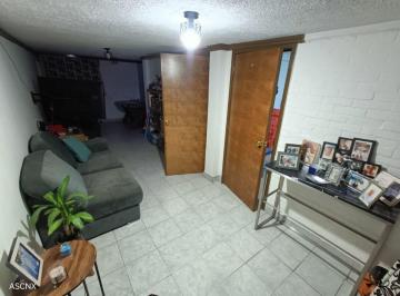 Dúplex de 4 habitaciones, Tlalnepantla de Baz · Se Vende Casa con Dos Departamentos Construidos en Los Reyes Iztacala 4 Rec 2 Baños, Patio, Excele
