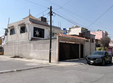 Casa de 4 habitaciones, Chicoloapan · Casa en Venta en Av San Martin, Col. Lomas de Chicoloapan, Chicoloapan de Juárez, Estado de México