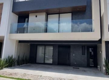 Casa 200m² Renta Lomas de Angelópolis · Renta de Casa Moderna Zona Lomas de Angelópolis, Cáscata 1, San Andrés Cholula