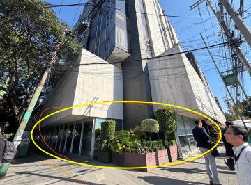 Local comercial , Benito Juárez · En Renta Súper Local Comercial de 340 m² con La Mejor Ubicación Sobre Félix Cuevas en La del Valle