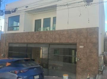 Casa de 4 habitaciones, Monterrey · Casa en Venta en Colinas de San Jerónimo
