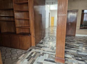 Casa · 185m² · 4 Recámaras · 1 Estacionamiento · Casa Sola Para Remodelar en Rio Blanco, Gustavo a Madero