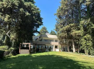 Casa en condominio · 1500m² · 8 Recámaras · 20 Estacionamientos · Casa en Venta o Renta en Ex Hacienda Jajalpa Ocoyoacac, Edomex.