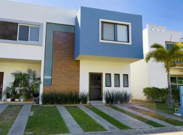 Casa de 4 habitaciones, Bahía de Banderas · Casa en La Fronda, Nuevo Vallarta, Bahía de Banderas – 173 m², 4 Recámaras