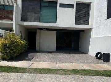 226680c6248622951686a2c393ba7215252a9aaed9efca161a15cfcab5f3f0ed · Se Renta Casa Seminueva en Lomas Punta del Este