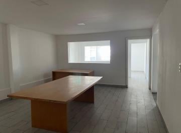 Bodega comercial 145m² Renta La Loma · Bodega Pequeña con Oficinas y Excelente Ubicación.