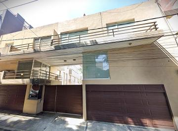 Casa de 3 habitaciones, Benito Juárez · Casa en Venta en Profesor Miguel Serrano, Colonia del Valle