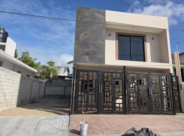 Casa · 143m² · 3 Recámaras · 2 Estacionamientos · Casa en Venta Col. Felipe Carrillo Puerto
