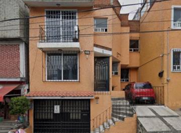 Casa de 3 habitaciones, Tlalpan · Casa en Venta en Sinanche, Lomas de Padierna. Alta Plusvalia, Remate Inmobiliario, No Creditos