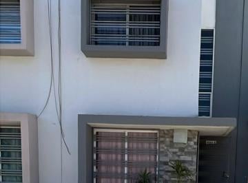 Casa · 70m² · 2 Recámaras · 1 Estacionamiento · Casa en Fraccionamiento Zona Dorada