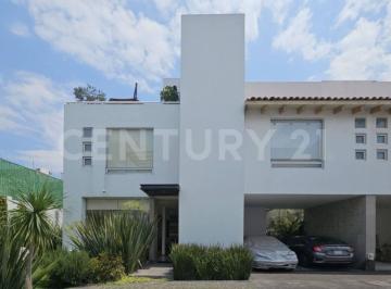 Casa en condominio · 271m² · 3 Recámaras · 3 Estacionamientos · Hermosa Casa en Venta