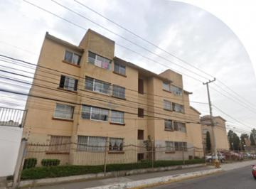 Casa de 4 habitaciones, Toluca · Gran Oportunidad en Edo. Mex, Remate en Col. Independencia Toluca, con Garantía Jurídica