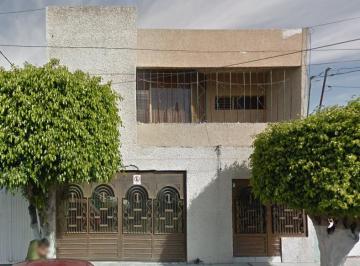 Casa de 4 habitaciones, Celaya · Venta de Casa: Inversión Patrimonial en El Corredor Zona de Oro