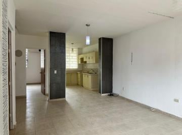 Casa · 120m² · 3 Recámaras · 2 Estacionamientos · Casa Para Uso Comercial en Puerto Morelos, Quintana Roo