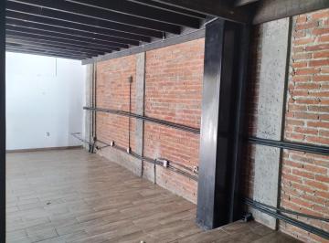 Local comercial · 97m² · 40 Estacionamientos · Local en Renta en Metepec, Zona Galerias