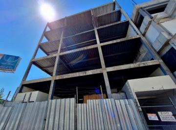 Local comercial · 7000m² · Edificio en Oferta. en Av Principal en Zona Rio