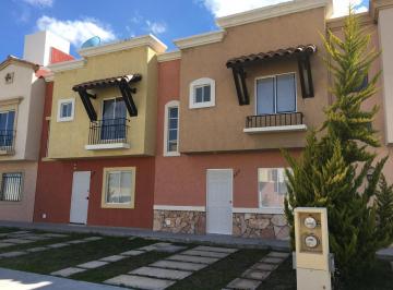 Casa · 3 Recámaras · 2 Estacionamientos · Casa en Fraccionamiento Real Toledo