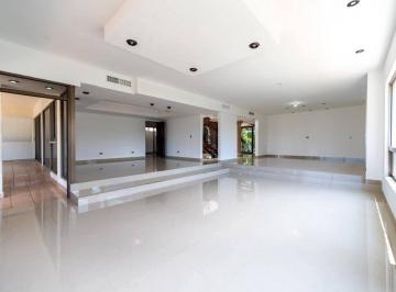 Casa de 3 habitaciones, San Pedro Garza García · Oportunidad Casa en Venta en Residencial Chipinque, en Esquina)