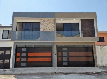 Casa de 3 habitaciones, Boca del Río · Casa Nueva con Alberca en Col. El Morro, Boca del Río.
