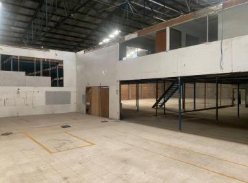 Bodega comercial de 1 habitación, Guadalajara · Bodega en Renta Cercana a Av Revolucion