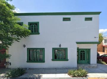 Casa de 5 habitaciones, Monterrey · Venta de Casa: Inversión Patrimonial en El Municipio de Monterrey
