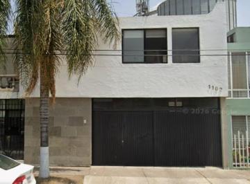 Casa de 3 habitaciones, Aguascalientes · ¡Para de Buscar! Tu Nuevo Estreno de Casa Se Encuentra en Aguascalientes Circunvalacion Nte