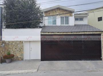 Casa · 295m² · 3 Recámaras · 2 Estacionamientos · Casa en Venta en Colinas de San Jerónimo