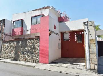 Casa en condominio · 218m² · 3 Recámaras · 3 Estacionamientos · Casa en Venta en Pueblo Nuevo Bajo - (4)