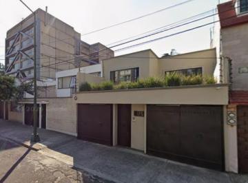 Casa de 3 habitaciones, Coyoacán · Casa en Country Club Churubusco de Garantia Hipotecaria Oportunidad Unica