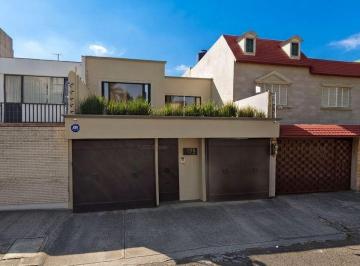 Casa de 3 habitaciones, Coyoacán · Casa en Country Club Churubusco de Garantía Hipotecaria Oportunidad Única