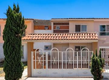 Casa de 3 habitaciones, Guadalajara · Casa en Venta Cipriano Campos Alatorre, Guadajalajara