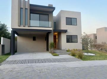 Casa de 4 habitaciones, Querétaro · Estrena Casa en La Espiga, Campanario