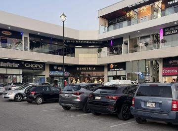 2f59c538ea4ba9f8162ec1c0fc7b52e7f7b7f87314905f78727445d29b040d7c · Local Comercial en Renta en 1er Nivel - "Plaza Vía Lomas"