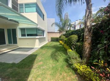 Casa de 3 habitaciones Renta MN 38,500 · Renta de Casa con Jardín Zona Lomas de Angelópolis 1, San Andrés Cholula